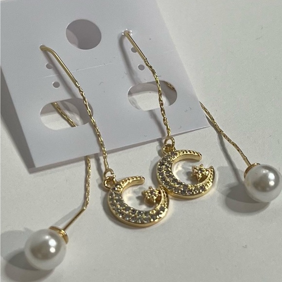 independent Jewelry - 14k goldfilled moon drop earrings